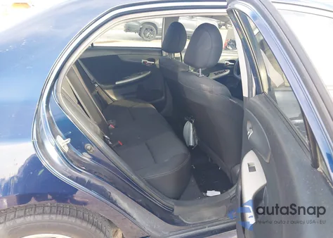 2013 Toyota Corolla S z USA, uszkodzony, nr VIN 5YFBU4EE4DP124938